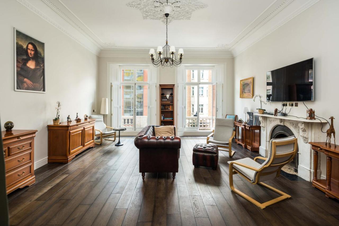 4 Bedroom House Up To 10 People At Heart Of Kensington And Chelsea Лондон Экстерьер фото